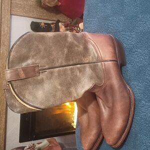 #24  Roper Cowboy boots